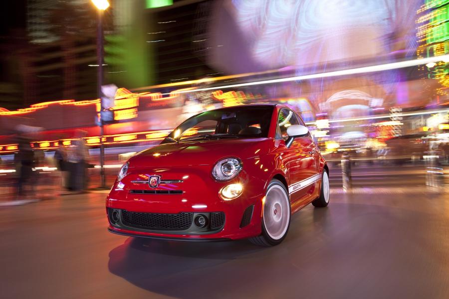  Fiat 500 Abarth 2012 года  (NA) (фото 8 из 49)